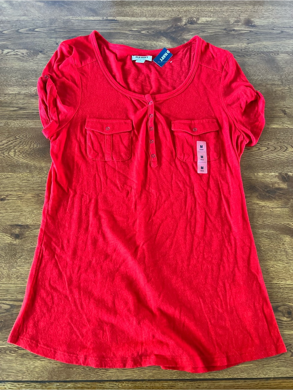 Old Navy Red Henley Shirt Roll Tab Sleeves Size Medium NWT